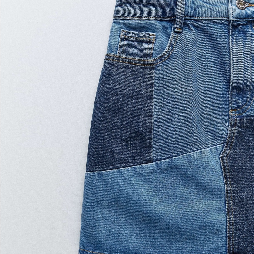Zara denim miniskirt!
